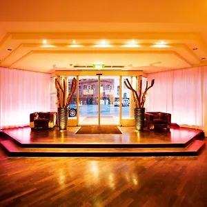 4* Szálloda Bristol - Frankfurt - Station